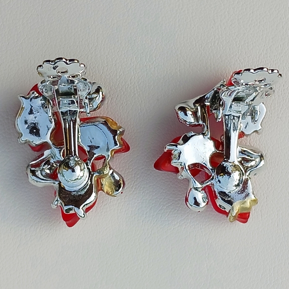Vintage Red Moonglow Lucite Plastic Earring Bracelet Set Silvertone Clip-on - Picture 10 of 11
